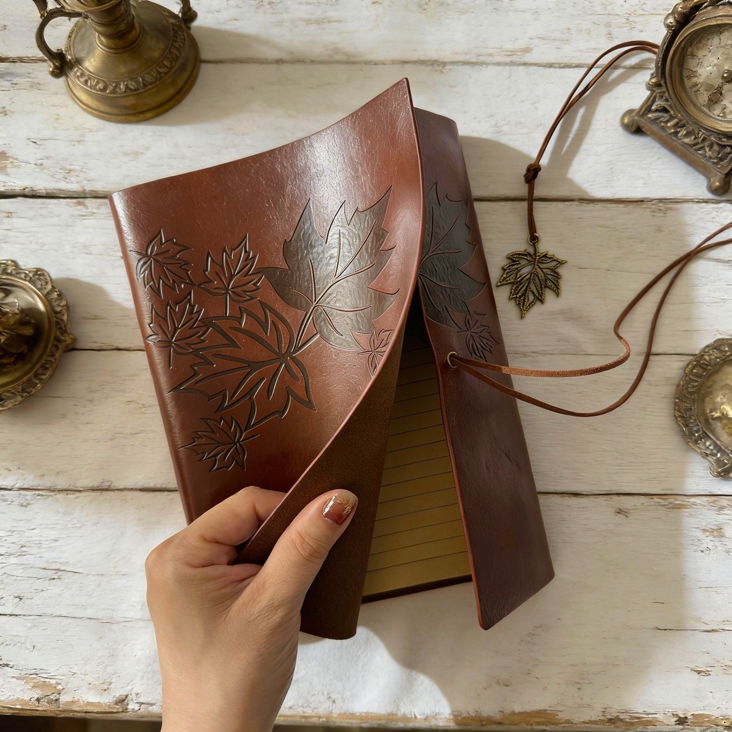 A5 | PU Leather | Vintage Maple Leaf Refillable Notebook