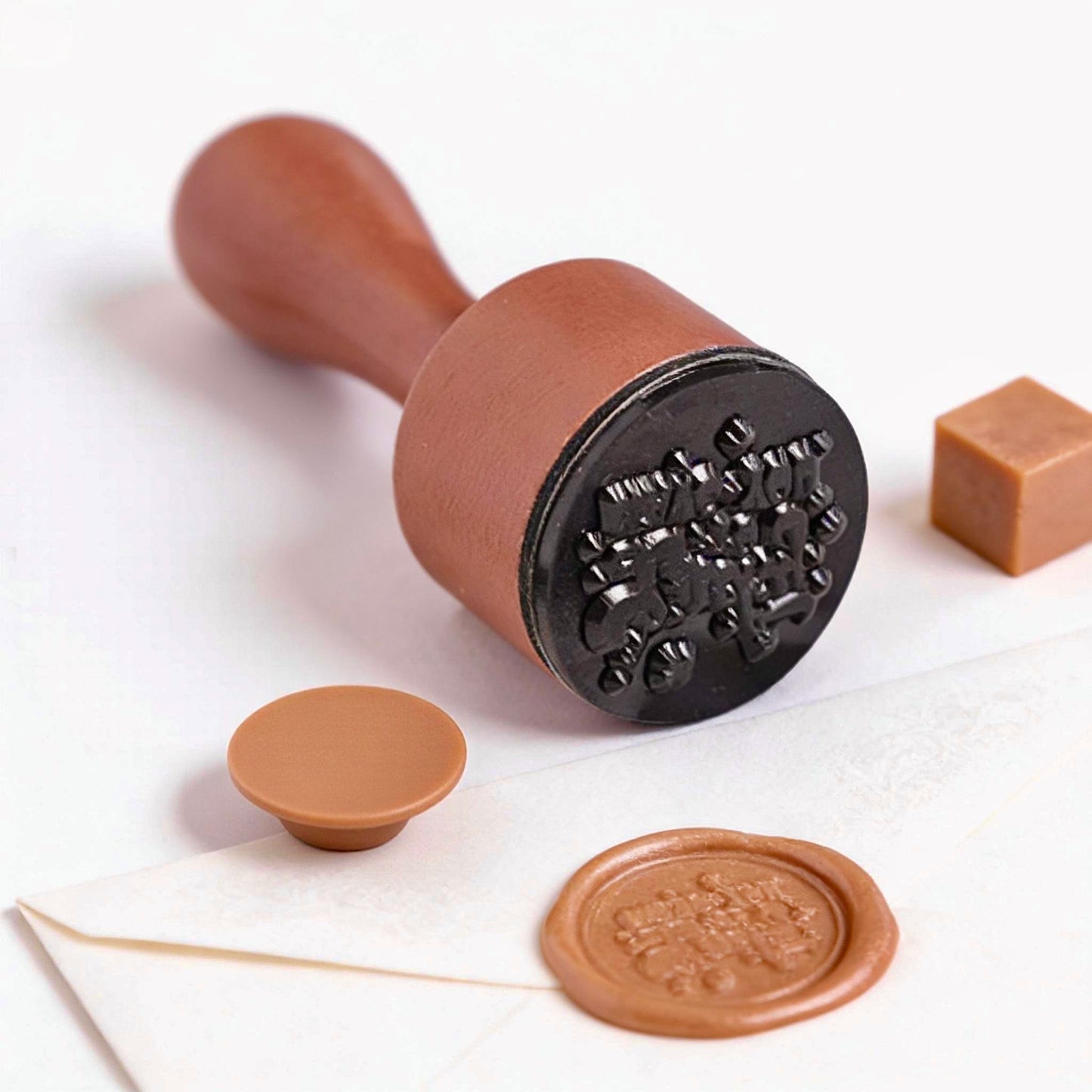 Classic Round Wooden Stamp – Mix & Match Patterns
